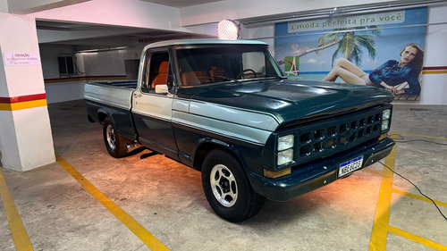 F100, V8 Motor 318.