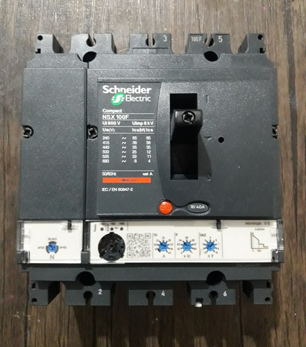 Interruptor Automatic Schneider Micrologic 2.2 4x40a Nsx100f