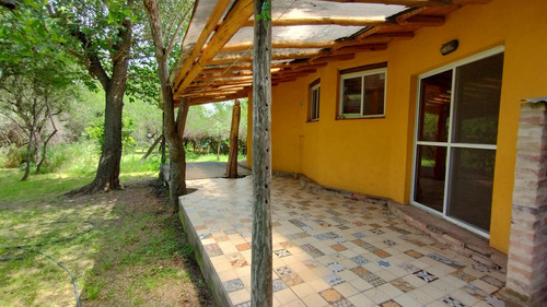 En Venta Hermosa Propiedad Sustentable Enclavada En Monte Autóctono | Va. De Las Rosas, Traslasierra