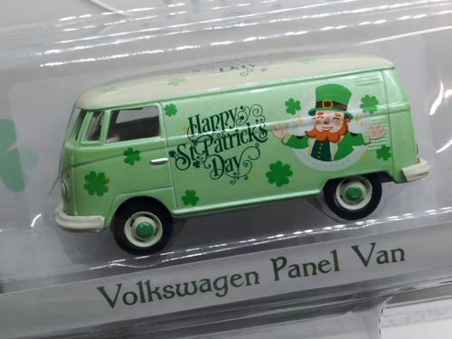 Greenlight St Patricks Day Volkswagen Panel Van Hobby Exclus Color Verde