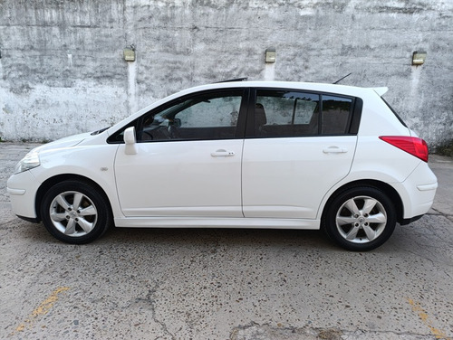 Nissan Tiida 1.8 Tekna