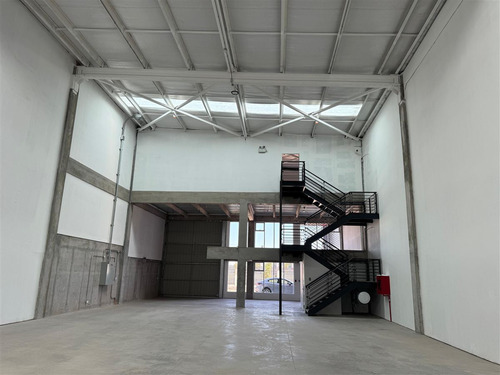 Bodegas Nuevas Con Excelente Acceso - Autopista Nororiente