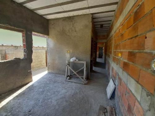 Imagem 2 de 8 de Casa Na Praia De Itanhaém/sp Com Piscina, 2 Quartos