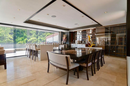 Apartamento Penthouse Con Piscina En Venta En La Lagunita Caracas