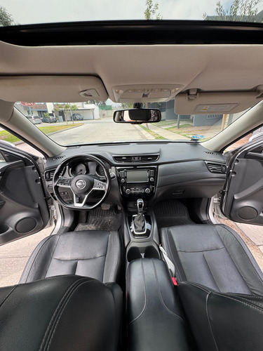 Nissan X-Trail 2.5 Exclusive 3 Row Cvt