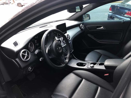 Imagen 9 de 10 de Mercedes-benz Clase Gla 1.6 Gla200 Urban 156cv 2017