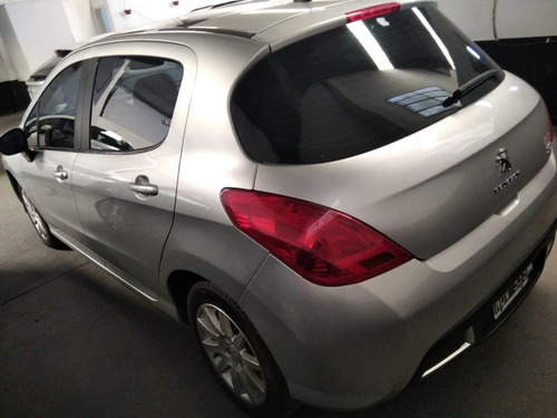 Peugeot 308 Allur Nav 1.6 (modelo 2014)