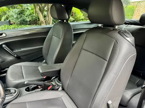 Volkswagen New Beettle 2.5 Sport