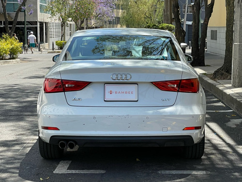 Audi A3 1.8 Sedán Attraction At