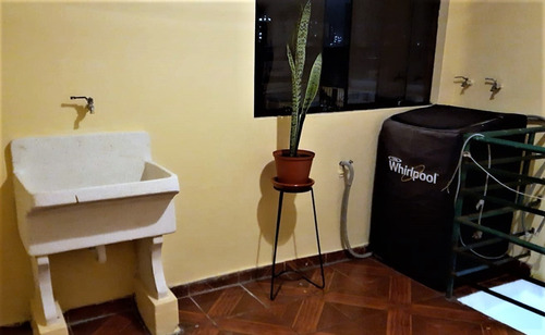 Imagen 5 de 17 de Alquilo Habitaciones Para Mujeres