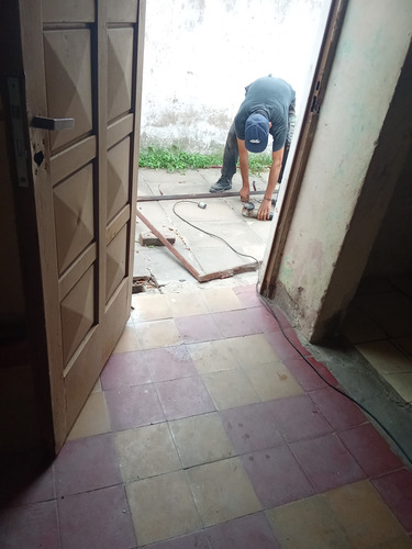 Se Realizan Trabajos De Construcción