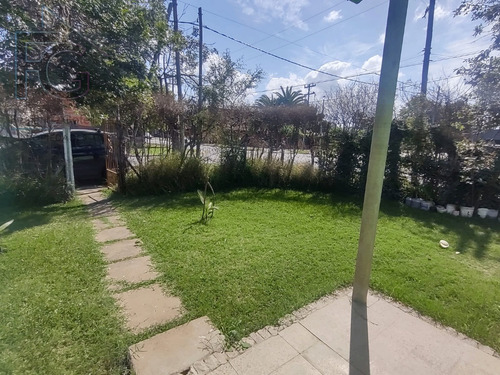Venta Ezeiza Casa Con 2 Dormitorios Y Parque! Oportunidad!
