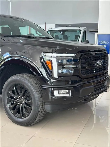 Ford F-150 5.0 V8 GASOLINA CD LARIAT BLACK FX4 AUTOMÁTICO