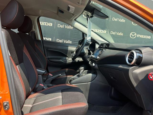 Nissan Versa 1.6 Sr At