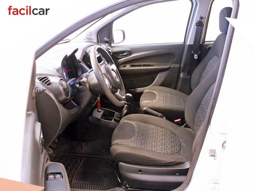 Imagen 14 de 21 de Fiat Uno Attractive 1.4 2017 Excelente!!