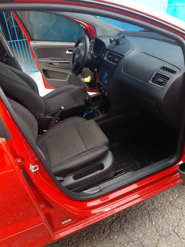 Imagem 5 de 9 de Volkswagen Fox 2013 1.6 Vht Trend Total Flex 5p