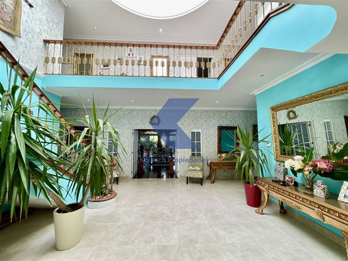 Venta Casa Las Brisas De Chicureo 1200m2 Cont 10.000m2 Terr