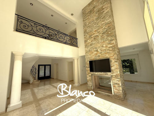 Casa En Venta En La Lomada, Pilar, G.b.a. Zona Norte