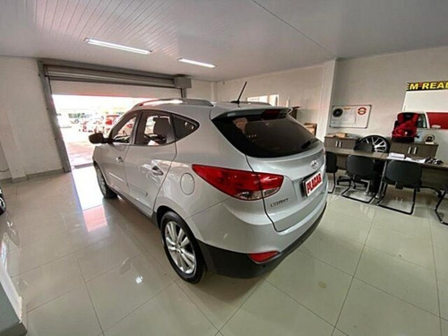 Imagem 4 de 10 de Hyundai Ix35 2.0 Mpi 4x2 16v Flex 4p Manual