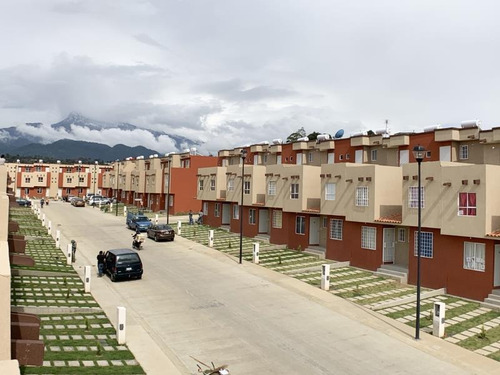 Imagen 1 de 12 de Casa Sola En Venta Santa María
