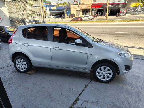 Fiat Palio 1.4 MPI ATTRACTIVE 8V FLEX 4P MANUAL