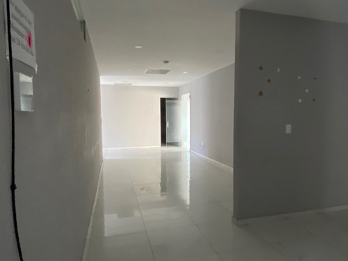 Imagen 17 de 25 de Local En Renta Wtc Torre Ll Querétaro