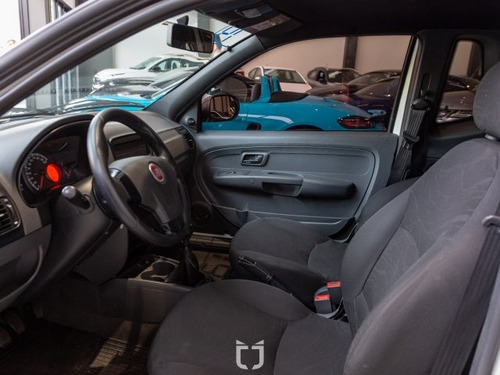 Imagem 7 de 12 de Strada 1.4 Mpi Hard Working Ce 8v Flex 2p Manual