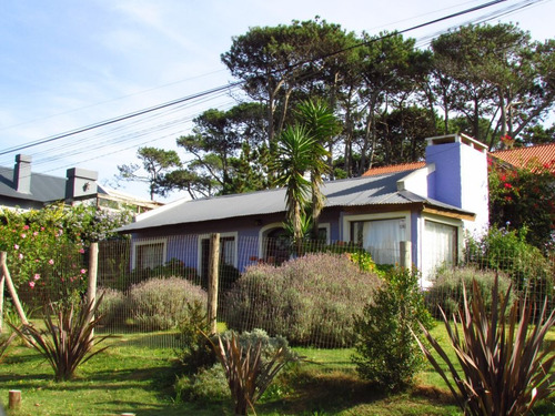 Alq Temp De Casa En Montoya 3 Dorm, Mb Ubicacion (ref: Atm-771)