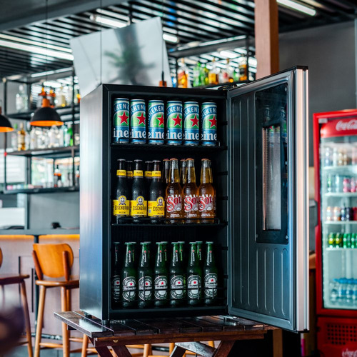 Geladeira Pequena Para Cerveja 108 Latas -6°c Sebem Cor Preto 127V