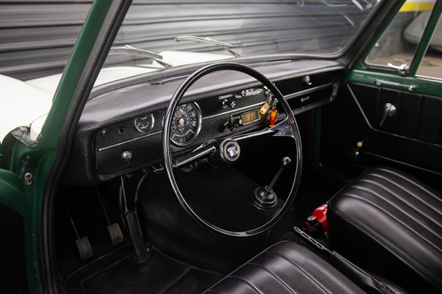 Imagem 6 de 13 de 1964 Triumph Herald 1200