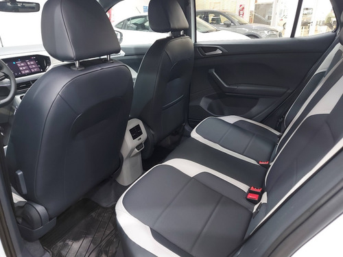 Imagen 21 de 25 de Volkswagen T-cross Highline At 200tsi