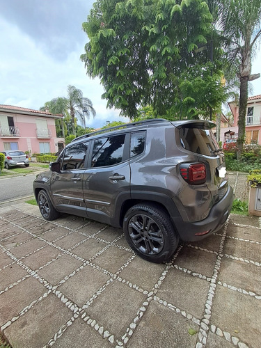 Jeep Renegade 1.3 Longitude Dark Turbo Flex Aut. (T270) 5P
