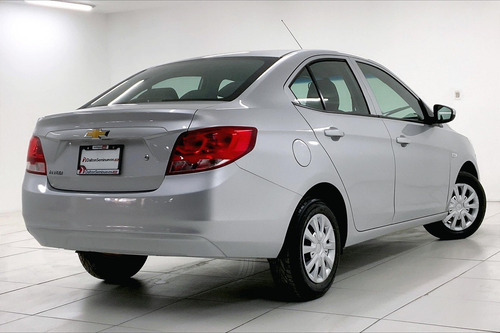 Imagen 13 de 15 de Chevrolet Aveo 4x2 4 Pts Ltz, Tm5, A/ac Aut, Qc, F Niebla,