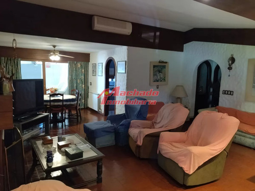 Casa En Venta De 3 Dormitorios En Punta Del Este
