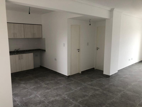 Imagen 4 de 11 de Departamento En Venta En Muñiz