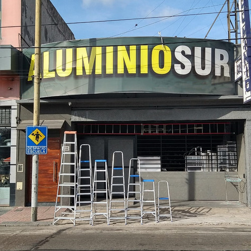 Guía Superior Vitrina Aluminio Negro 6mts Avellaneda
