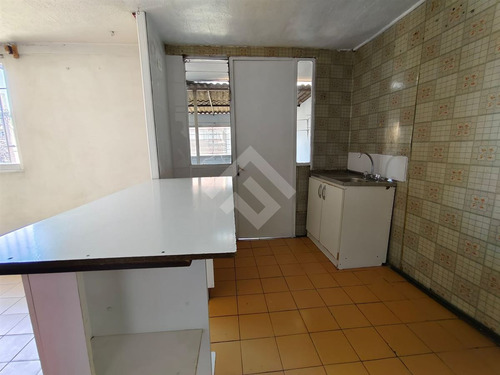 Departamento En Venta De 3 Dorm. En Maipú