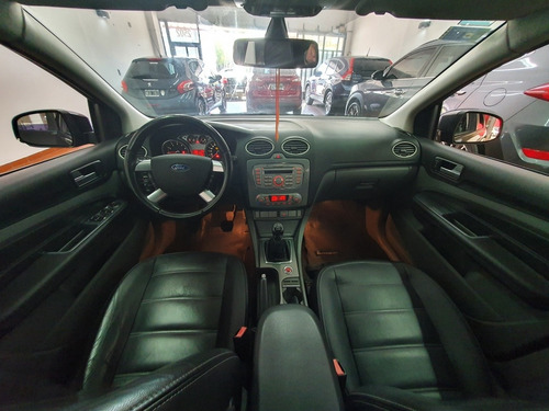 Ford Focus Ii 2011 2.0 Ghia Mt