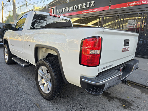 GMC Sierra 5.4 Cabina Regular Sle 4x4 At