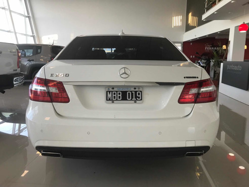 Imagen 3 de 14 de Mercedes-benz Clase E 2.0 E250 Avantgarde Blueefficiency At