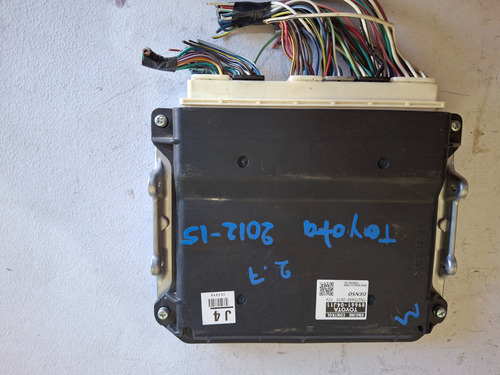 Computadora De Toyota 2012-2015 2.7 89661-04511 (Usado)