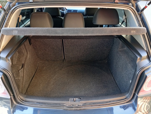 Volkswagen Golf 1.6 Advance