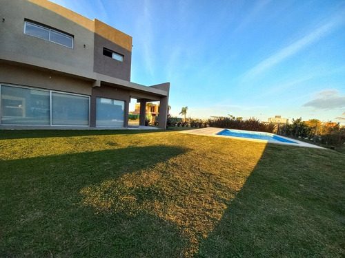 Imagen 17 de 17 de Hermosa Casa En Lagos De Canning