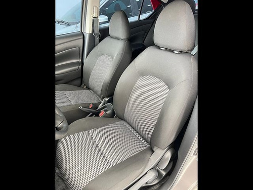 Imagem 6 de 8 de Nissan Versa 1.0 12v V-drive 2021
