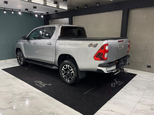 Toyota Hilux Cd Srv 4x4 2.8 Tdi Diesel Aut.