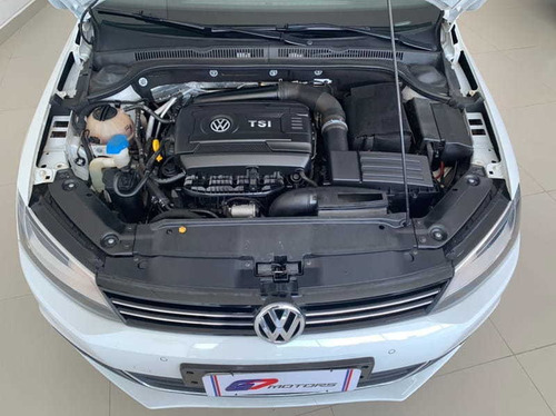 Volkswagen Jetta 2.0t