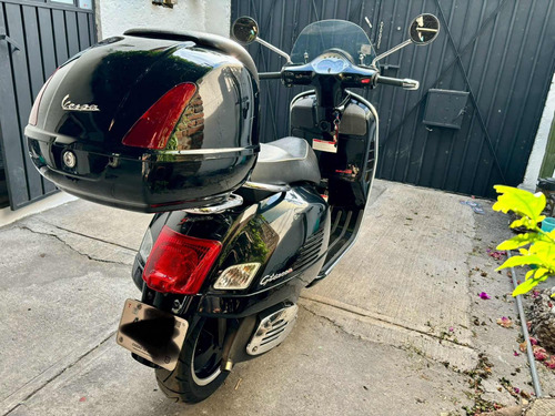 Vespa 300 Gts