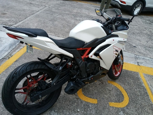 Imagen 11 de 13 de Loncin Gp300