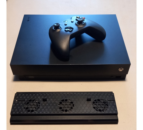 Microsoft Xbox One X 1tb Standard Color Negro (Usado)