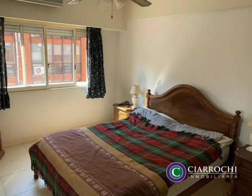 Departamento Con Cochera En Edificio Torre - Belgrano Chico